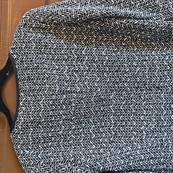 Dana Buchman-Blk/gray/white tweed short jkt. Sz 10. - Picture 7 of 9